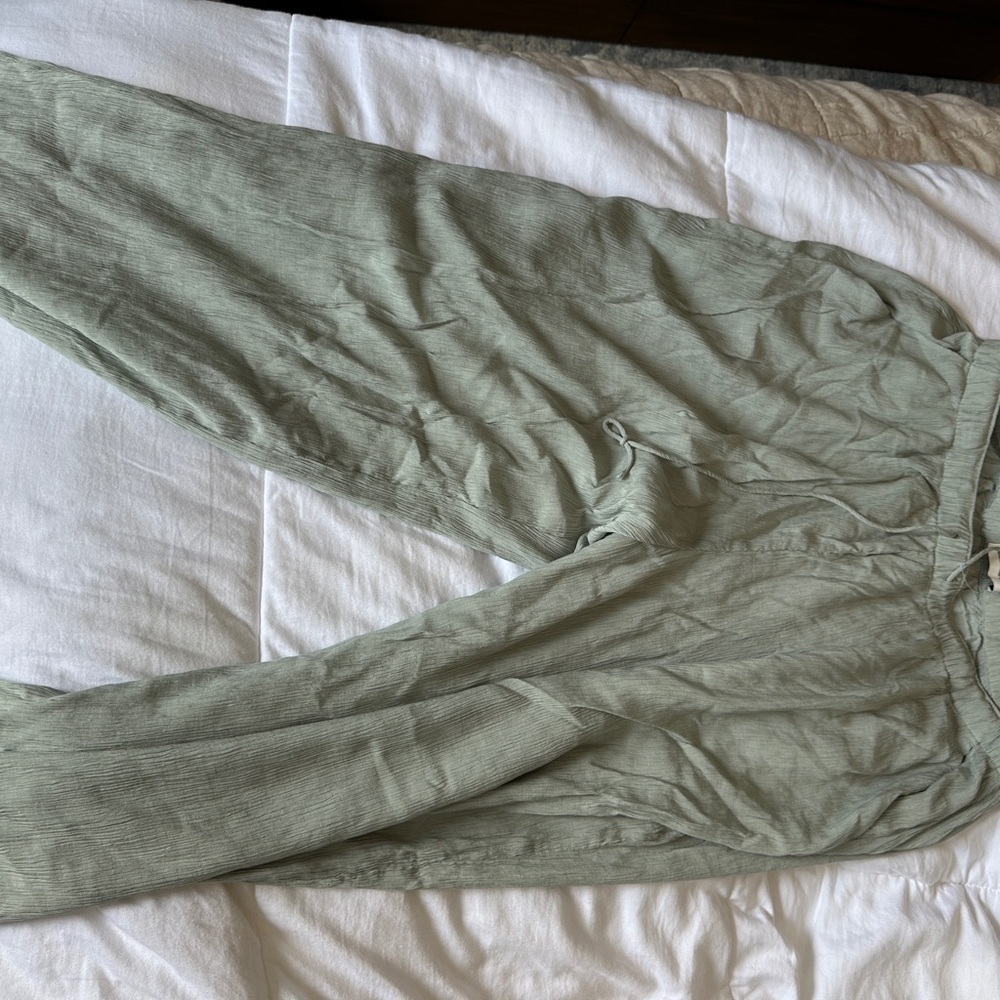 Abercrombie flowy wide leg Green Pants